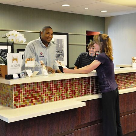 Hampton Inn & Suites Cincinnati / Uptown - University Area Nội địa bức ảnh