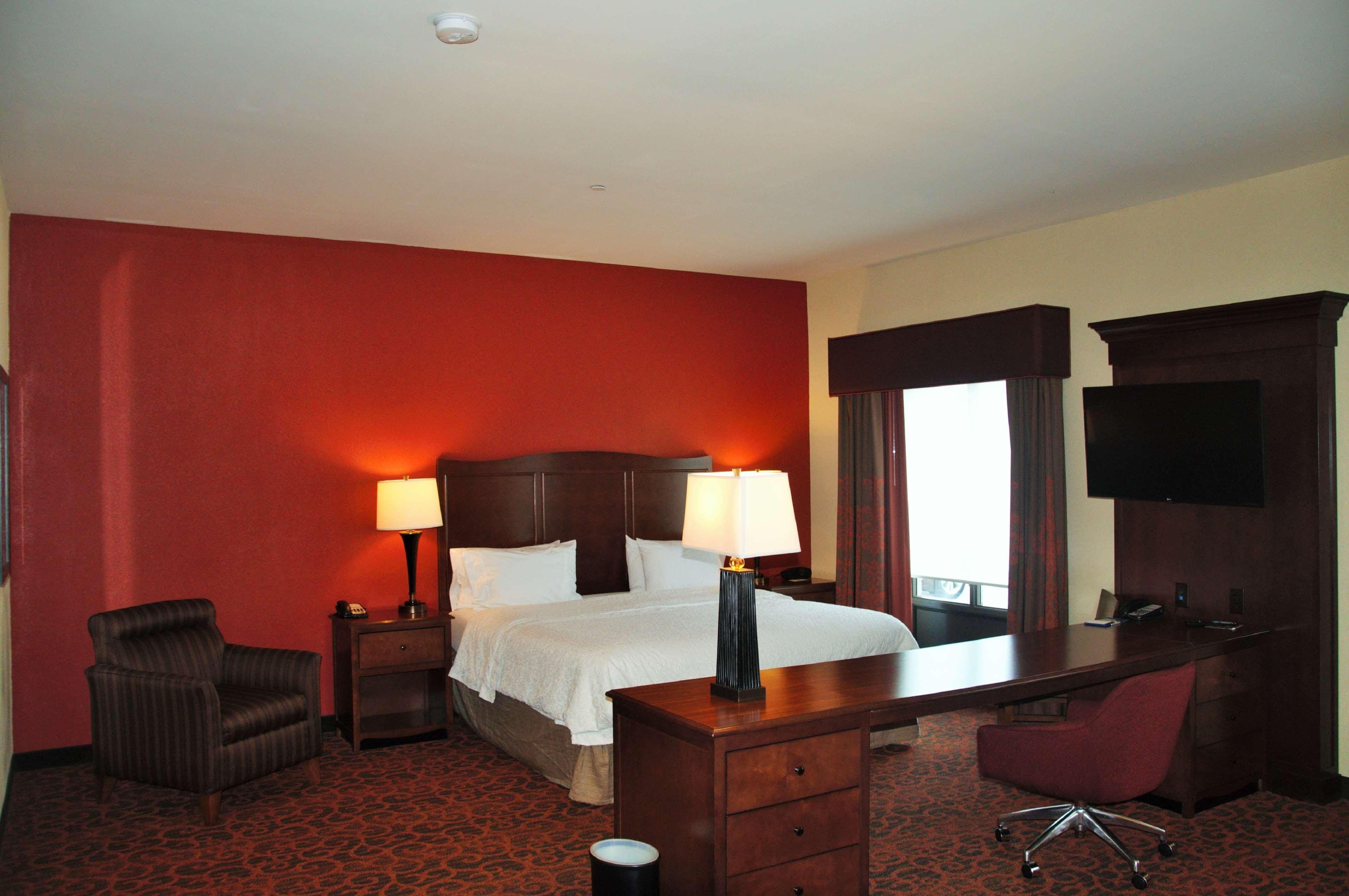 Hampton Inn & Suites Cincinnati / Uptown - University Area Ngoại thất bức ảnh