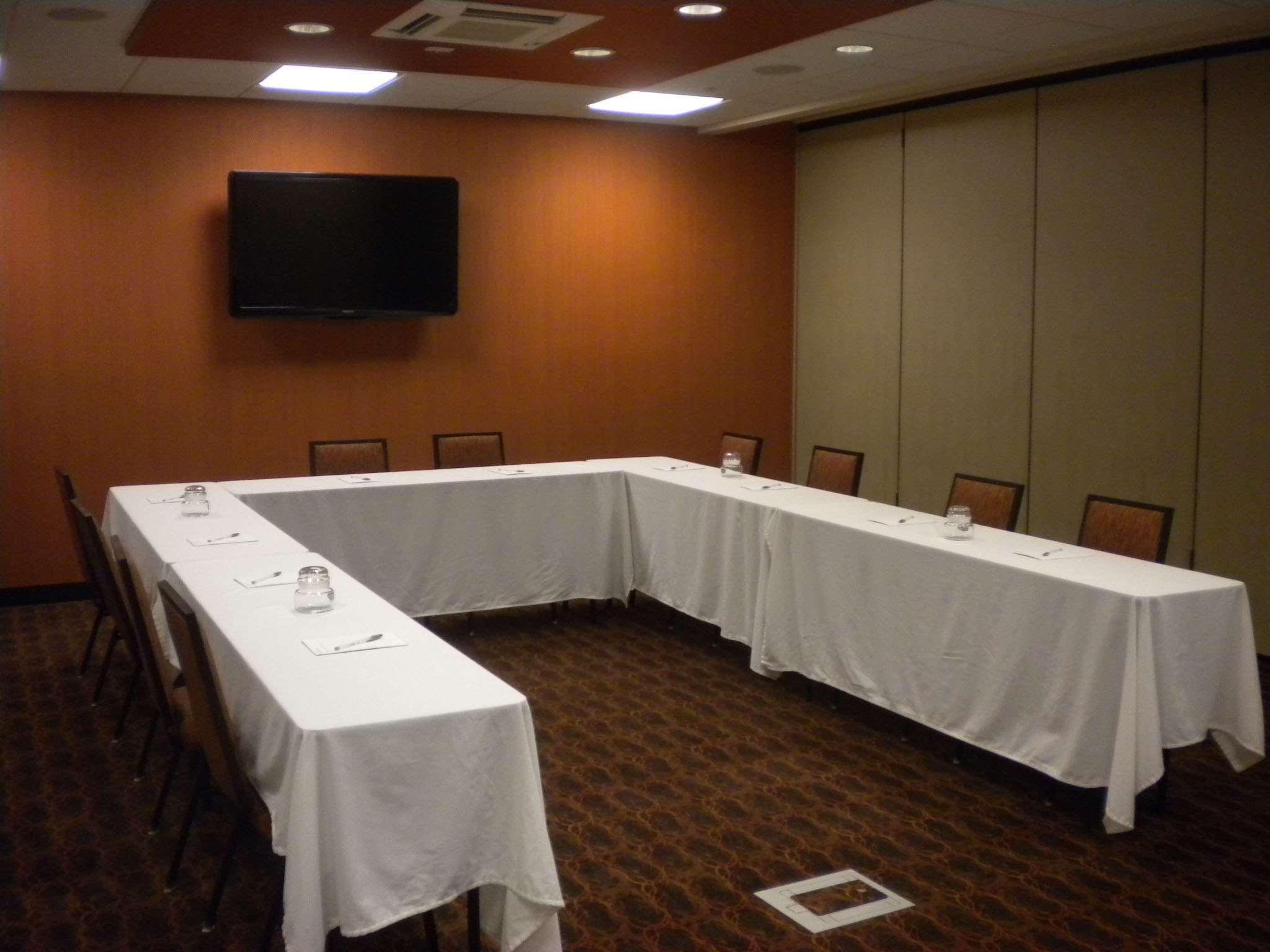 Hampton Inn & Suites Cincinnati / Uptown - University Area Tiện nghi bức ảnh