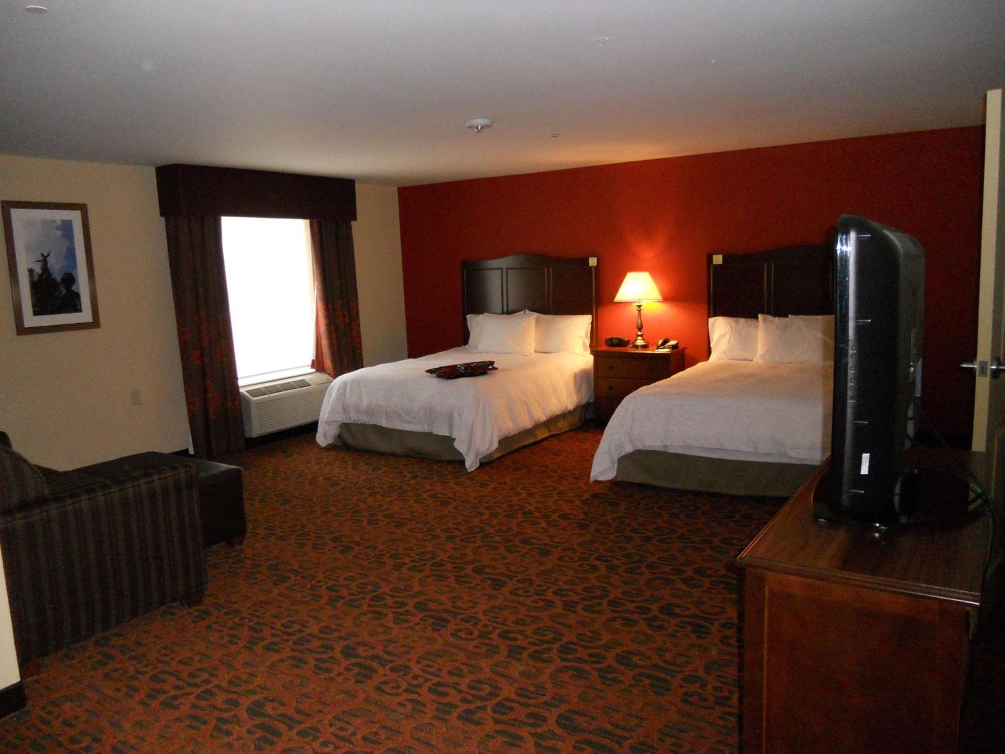 Hampton Inn & Suites Cincinnati / Uptown - University Area Ngoại thất bức ảnh